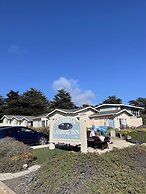 Cambria Landing Inn & Suites