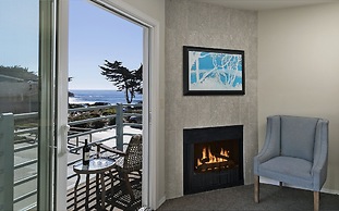 Cambria Landing Inn & Suites