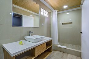 Airport Suites Hotel