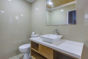 Airport Suites Hotel