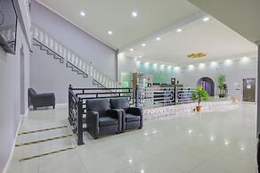 Airport Suites Hotel