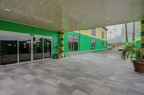 Airport Suites Hotel