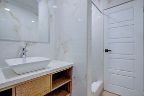 Airport Suites Hotel