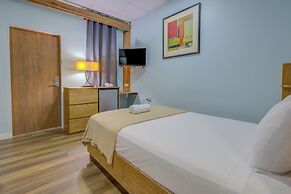 Airport Suites Hotel