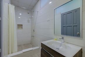 Airport Suites Hotel