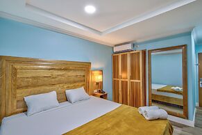 Airport Suites Hotel