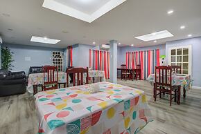 Airport Suites Hotel