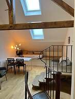 DEMAIN Hôtel & Conciergerie