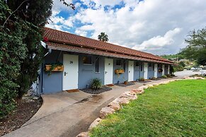 Ein Harod Country Suites & Guesthouse