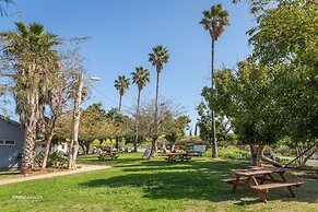 Ein Harod Country Suites & Guesthouse