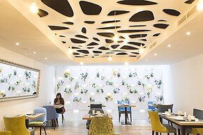 Apartments Hostemplo Suites