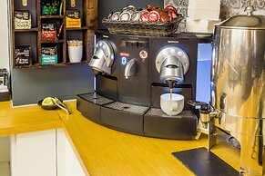 Apartments Hostemplo Suites