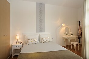 Apartments Hostemplo Suites