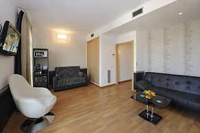 Apartments Hostemplo Suites