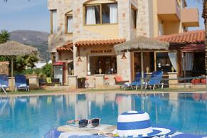 Danelis Studios and Apartments