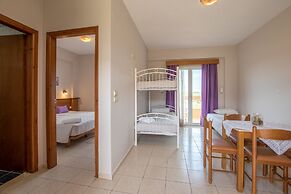 Danelis Studios and Apartments