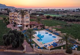 Danelis Studios and Apartments