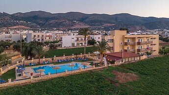 Danelis Studios and Apartments