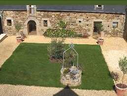 Manoir De Kermodest