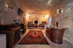 Divan Cave House