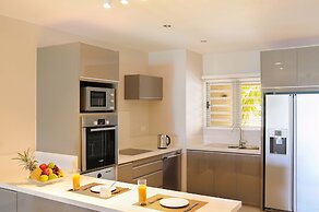 Paradise Beach by Horizon Holidays