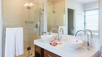 Paradise Beach by Horizon Holidays