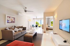 Paradise Beach by Horizon Holidays