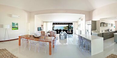 Paradise Beach by Horizon Holidays