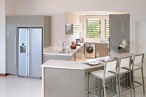 Paradise Beach by Horizon Holidays