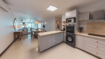 Paradise Beach by Horizon Holidays