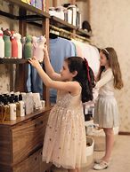 The Ritz-Carlton, Toronto