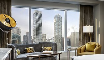 The Ritz-Carlton, Toronto