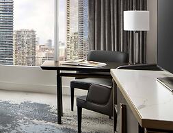 The Ritz-Carlton, Toronto