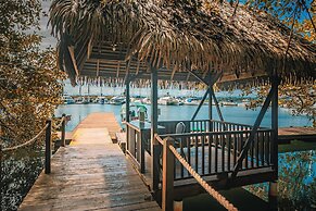 Red Frog Beach Island Resort