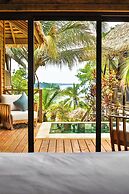 Red Frog Beach Island Resort