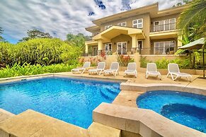 Red Frog Beach Island Resort