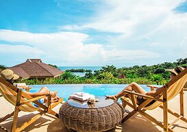 Red Frog Beach Island Resort