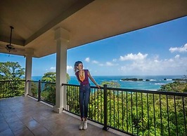 Red Frog Beach Island Resort