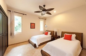 Red Frog Beach Island Resort