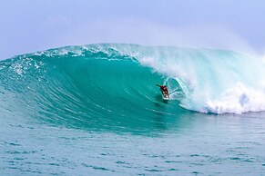 Red Frog Beach Island Resort