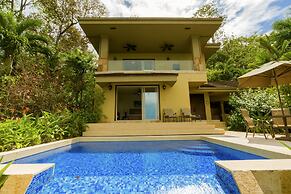 Red Frog Beach Island Resort