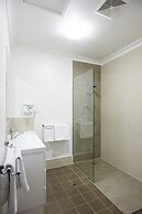 Oxley Court Serviced Apartments