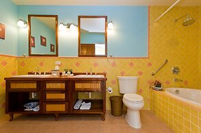 The Villas at Sunset Lane