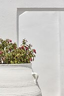 Katikies Villa Santorini - The Leading Hotels Of The World