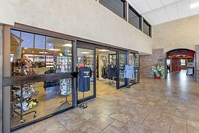 Best Western Plus Raton Hotel