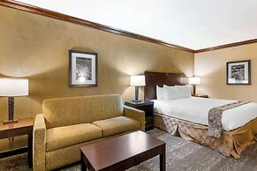 Best Western Plus Raton Hotel