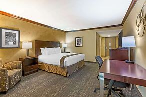 Best Western Plus Raton Hotel