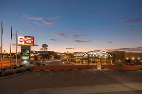 Best Western Plus Raton Hotel