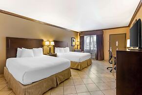 Best Western Plus Raton Hotel