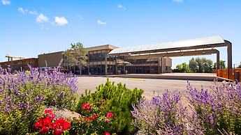 Best Western Plus Raton Hotel